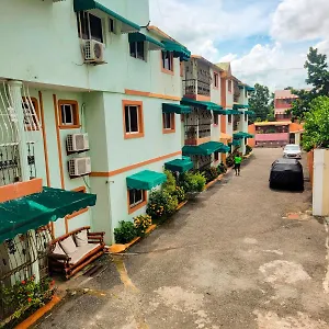https://apartahotel-dona-reyna.comcaribbean.com